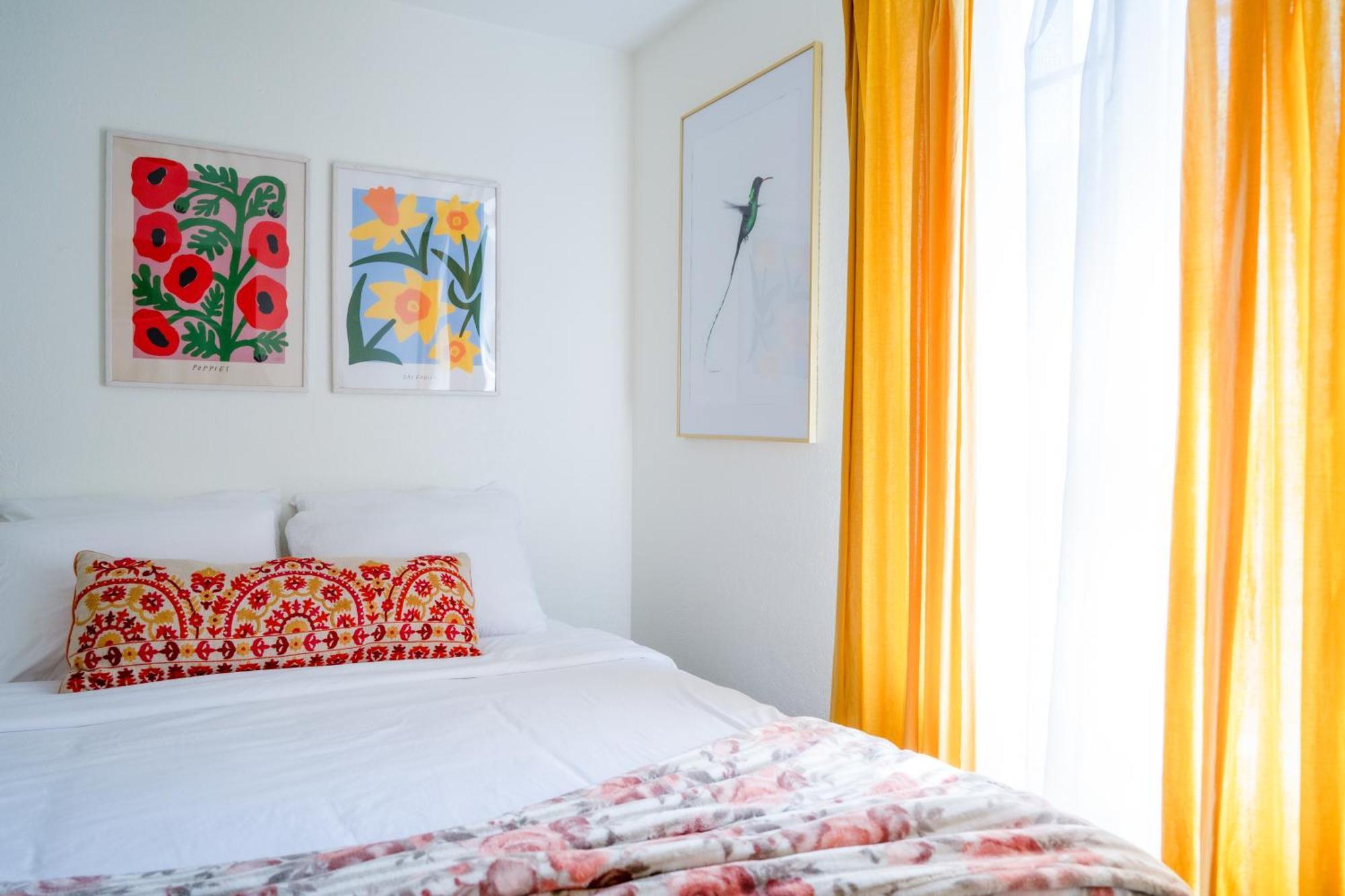 Stylish, Artsy Bungalow Central Eastside Остин Экстерьер фото