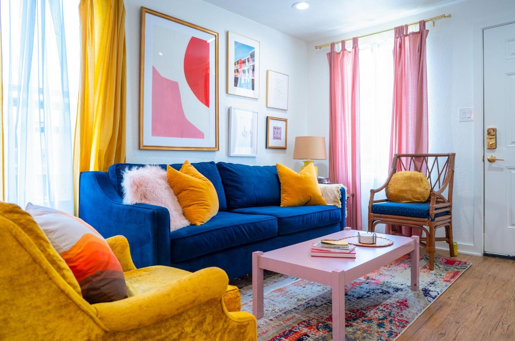 Stylish, Artsy Bungalow Central Eastside Остин Экстерьер фото